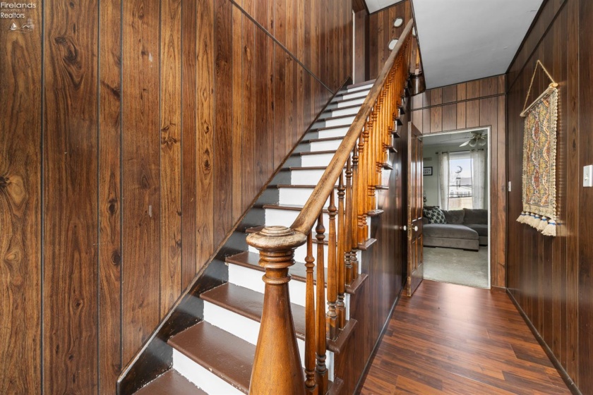 266 Southwest Street, Bellevue, 44811, 4 Bedrooms Bedrooms, ,2 BathroomsBathrooms,Residential,For Sale,Southwest,20261012