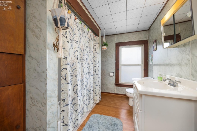 266 Southwest Street, Bellevue, 44811, 4 Bedrooms Bedrooms, ,2 BathroomsBathrooms,Residential,For Sale,Southwest,20261012