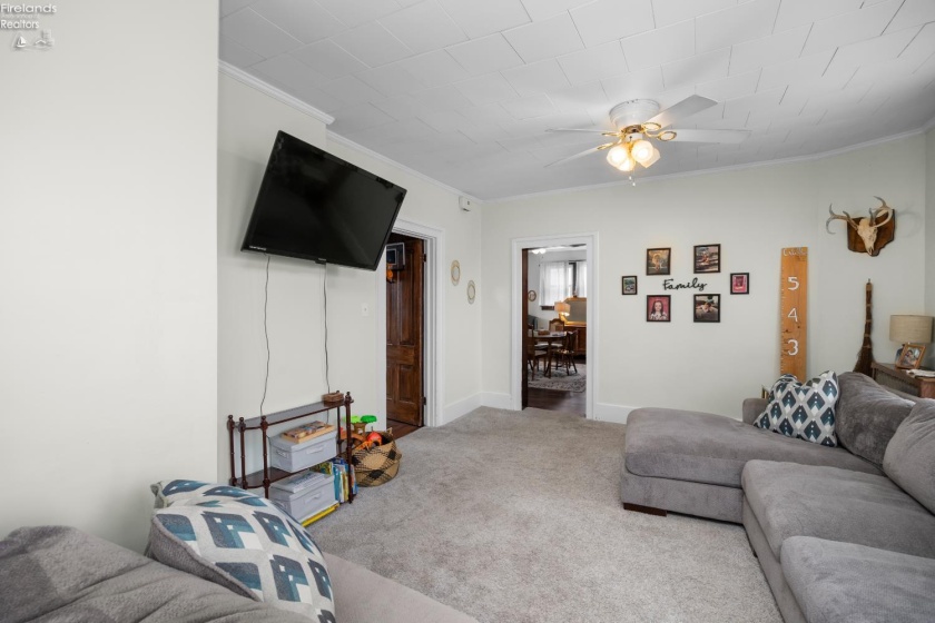 266 Southwest Street, Bellevue, 44811, 4 Bedrooms Bedrooms, ,2 BathroomsBathrooms,Residential,For Sale,Southwest,20261012