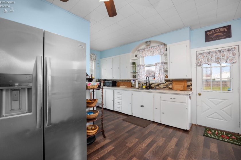 266 Southwest Street, Bellevue, 44811, 4 Bedrooms Bedrooms, ,2 BathroomsBathrooms,Residential,For Sale,Southwest,20261012