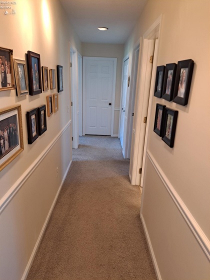 102 Cottage Grove Drive, Fremont, 43420, 3 Bedrooms Bedrooms, ,2 BathroomsBathrooms,Residential,For Sale,Cottage Grove,20260807