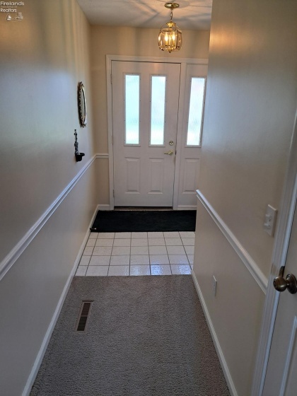 102 Cottage Grove Drive, Fremont, 43420, 3 Bedrooms Bedrooms, ,2 BathroomsBathrooms,Residential,For Sale,Cottage Grove,20260807