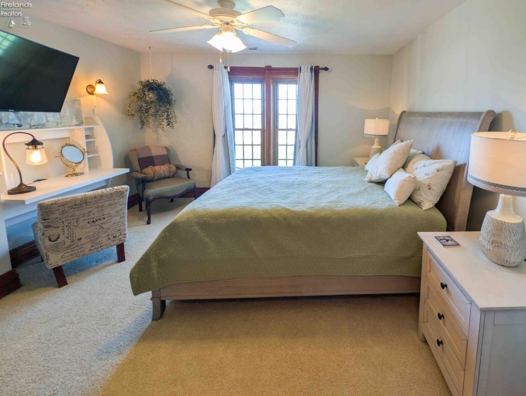 5078 Water Street, Port Clinton, 43452, 5 Bedrooms Bedrooms, ,3 BathroomsBathrooms,Residential,For Sale,Water,20260688