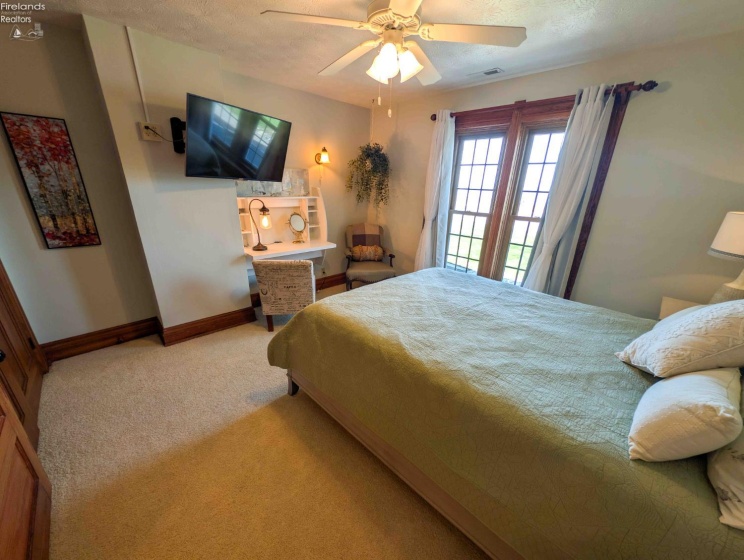 5078 Water Street, Port Clinton, 43452, 5 Bedrooms Bedrooms, ,3 BathroomsBathrooms,Residential,For Sale,Water,20260688