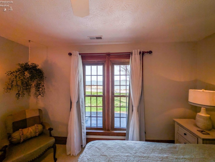 5078 Water Street, Port Clinton, 43452, 5 Bedrooms Bedrooms, ,3 BathroomsBathrooms,Residential,For Sale,Water,20260688