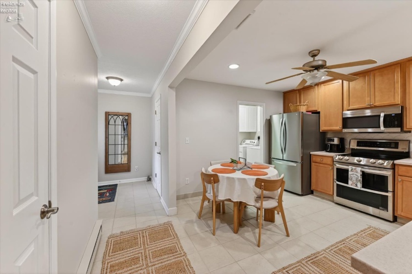 340 Lighthouse Oval, Marblehead, 43440, 2 Bedrooms Bedrooms, ,2 BathroomsBathrooms,Residential,For Sale,Lighthouse Oval,20261037