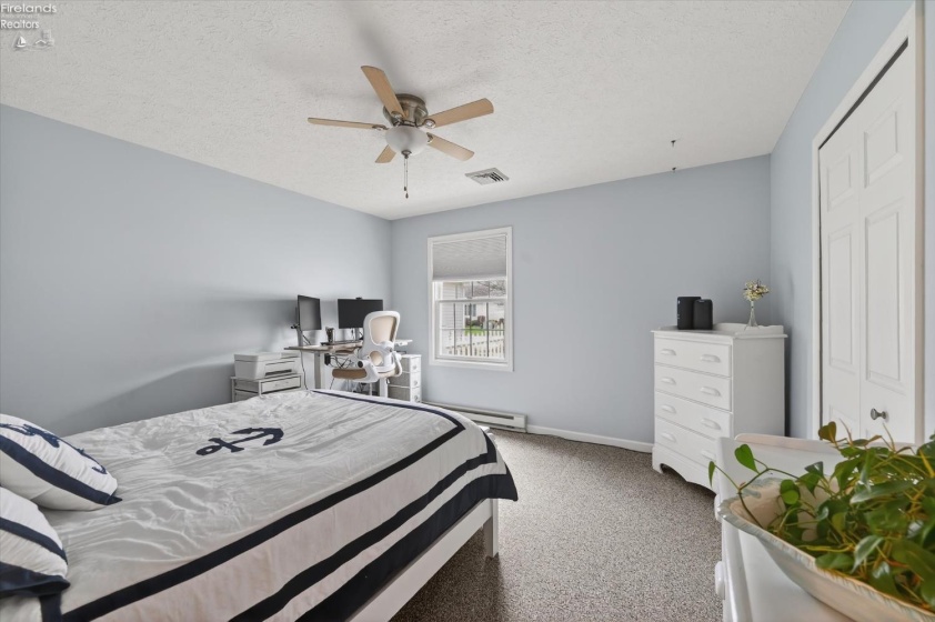 340 Lighthouse Oval, Marblehead, 43440, 2 Bedrooms Bedrooms, ,2 BathroomsBathrooms,Residential,For Sale,Lighthouse Oval,20261037