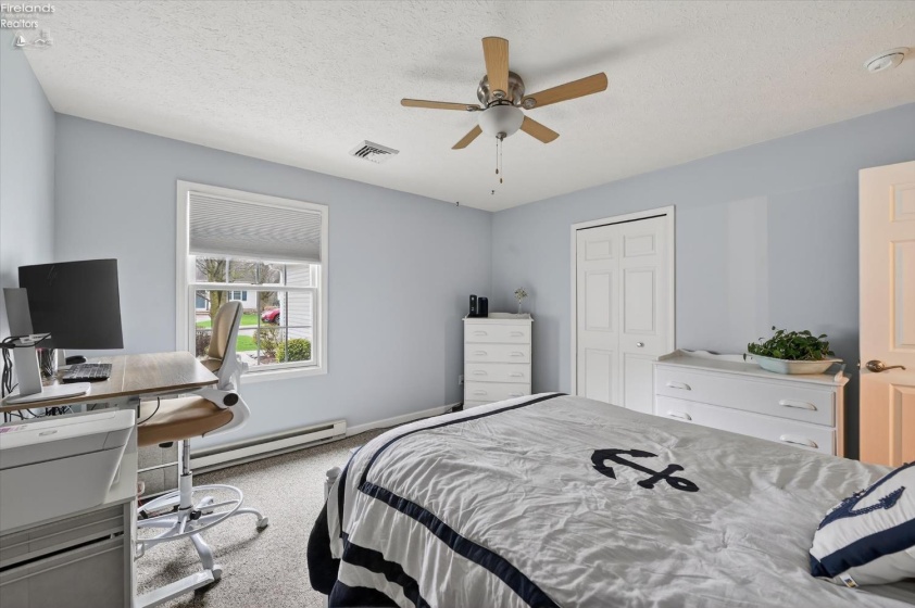 340 Lighthouse Oval, Marblehead, 43440, 2 Bedrooms Bedrooms, ,2 BathroomsBathrooms,Residential,For Sale,Lighthouse Oval,20261037