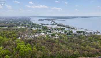 340 Lighthouse Oval, Marblehead, 43440, 2 Bedrooms Bedrooms, ,2 BathroomsBathrooms,Residential,For Sale,Lighthouse Oval,20261037