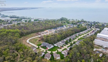 340 Lighthouse Oval, Marblehead, 43440, 2 Bedrooms Bedrooms, ,2 BathroomsBathrooms,Residential,For Sale,Lighthouse Oval,20261037