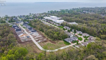 340 Lighthouse Oval, Marblehead, 43440, 2 Bedrooms Bedrooms, ,2 BathroomsBathrooms,Residential,For Sale,Lighthouse Oval,20261037