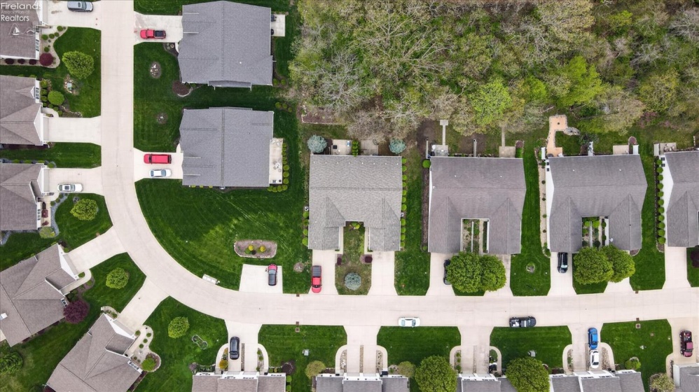 340 Lighthouse Oval, Marblehead, 43440, 2 Bedrooms Bedrooms, ,2 BathroomsBathrooms,Residential,For Sale,Lighthouse Oval,20261037