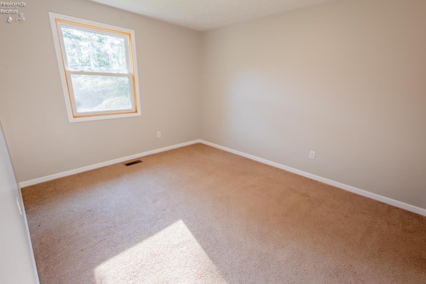 1007 Overlook Drive, Willard, 44890, 4 Bedrooms Bedrooms, ,2 BathroomsBathrooms,Residential,For Sale,Overlook,20261042