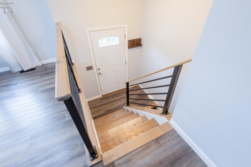 1007 Overlook Drive, Willard, 44890, 4 Bedrooms Bedrooms, ,2 BathroomsBathrooms,Residential,For Sale,Overlook,20261042