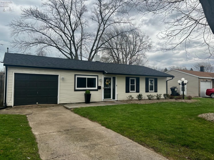 4904 Lisbon Circle, Sandusky, 44870, 3 Bedrooms Bedrooms, ,2 BathroomsBathrooms,Residential,For Sale,Lisbon,20260683