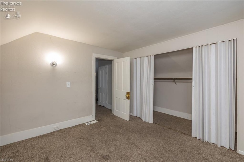 2349 Kelly Place, Lorain, 44052, 3 Bedrooms Bedrooms, ,1 BathroomBathrooms,Residential,For Sale,Kelly,20261052