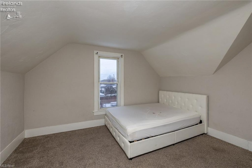 2349 Kelly Place, Lorain, 44052, 3 Bedrooms Bedrooms, ,1 BathroomBathrooms,Residential,For Sale,Kelly,20261052