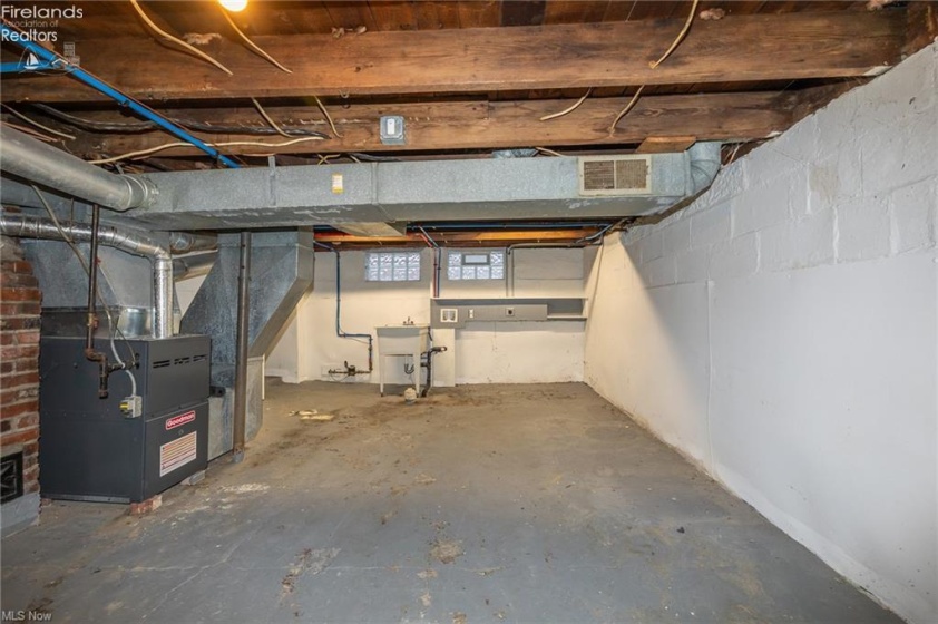 2349 Kelly Place, Lorain, 44052, 3 Bedrooms Bedrooms, ,1 BathroomBathrooms,Residential,For Sale,Kelly,20261052