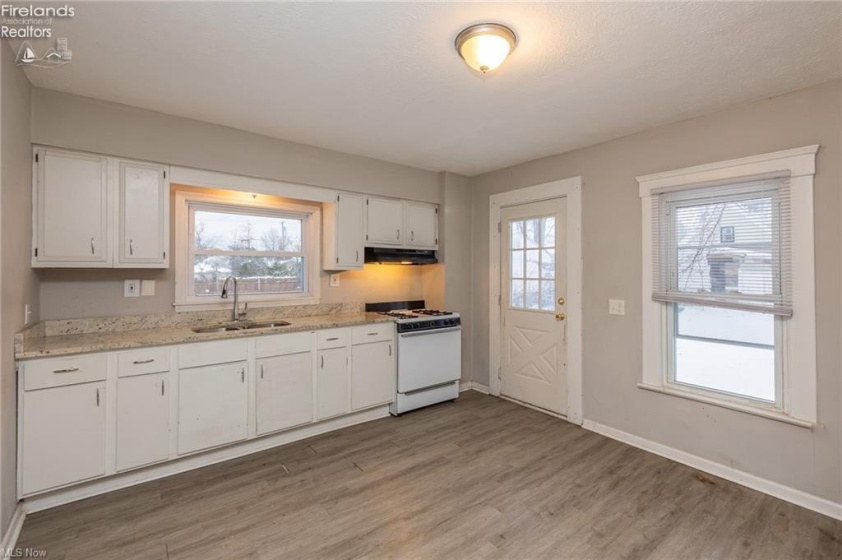 2349 Kelly Place, Lorain, 44052, 3 Bedrooms Bedrooms, ,1 BathroomBathrooms,Residential,For Sale,Kelly,20261052