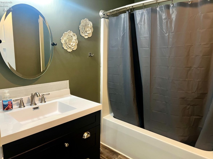 130 North Port, Huron, 44839, 3 Bedrooms Bedrooms, ,2 BathroomsBathrooms,Residential,For Sale,North Port,20261051