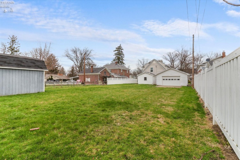 758 Barker Road, Fremont, 43420, 3 Bedrooms Bedrooms, ,2 BathroomsBathrooms,Residential,For Sale,Barker,20261041