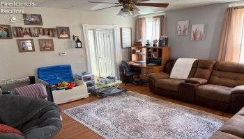 376 E Perry St, Tiffin, 44883, 4 Bedrooms Bedrooms, ,2 BathroomsBathrooms,Residential,For Sale,E Perry St,20260869 376 E Perry St, Tiffin, 44883, 4 Bedrooms Bedrooms, ,2 BathroomsBathrooms,Residential,For Sale,E Perry St,20260869