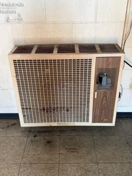 376 E Perry St, Tiffin, 44883, 4 Bedrooms Bedrooms, ,2 BathroomsBathrooms,Residential,For Sale,E Perry St,20260869