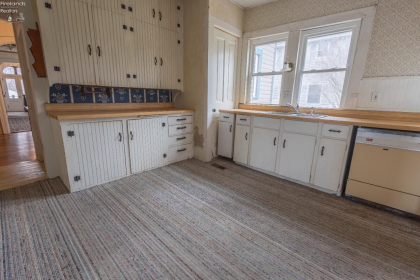 39 South Street, Berlin Heights, 44814, 6 Bedrooms Bedrooms, ,3 BathroomsBathrooms,Residential,For Sale,South,20261063