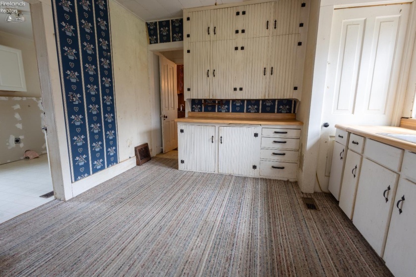 39 South Street, Berlin Heights, 44814, 6 Bedrooms Bedrooms, ,3 BathroomsBathrooms,Residential,For Sale,South,20261063