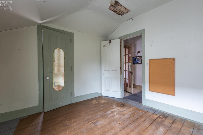 39 South Street, Berlin Heights, 44814, 6 Bedrooms Bedrooms, ,3 BathroomsBathrooms,Residential,For Sale,South,20261063