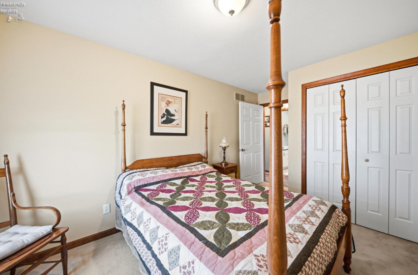 4955 Wohlers Avenue, Marblehead, 43440, 3 Bedrooms Bedrooms, ,2 BathroomsBathrooms,Residential,For Sale,Wohlers,20260995