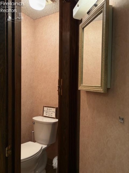 205 Jefferson St., Tiffin, 44883, ,Commercial,For Sale,Jefferson St.,20260829