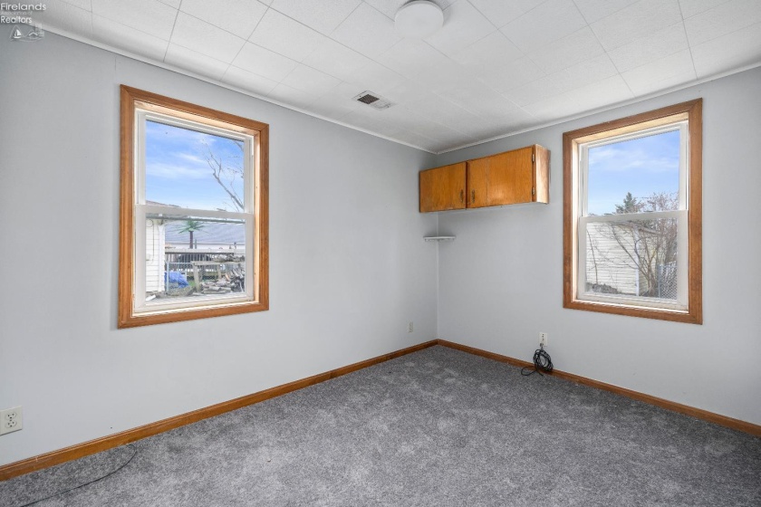 214 Linden Street, Port Clinton, 43452, 3 Bedrooms Bedrooms, ,1 BathroomBathrooms,Residential,For Sale,Linden,20261009