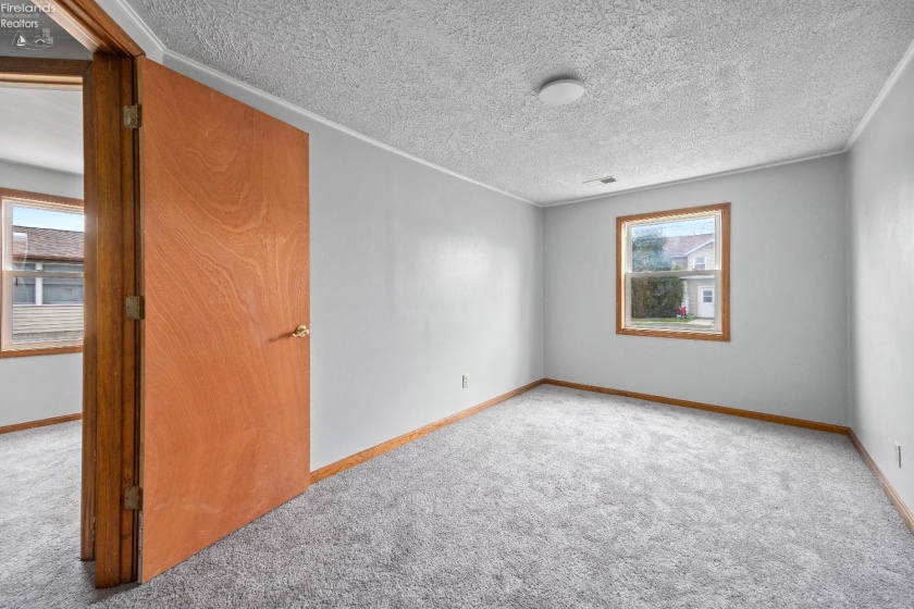 214 Linden Street, Port Clinton, 43452, 3 Bedrooms Bedrooms, ,1 BathroomBathrooms,Residential,For Sale,Linden,20261009