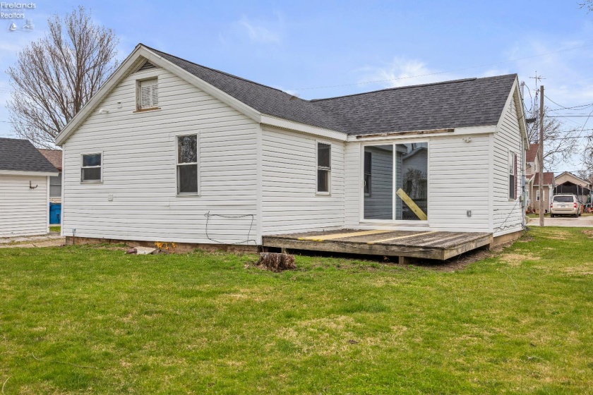 214 Linden Street, Port Clinton, 43452, 3 Bedrooms Bedrooms, ,1 BathroomBathrooms,Residential,For Sale,Linden,20261009