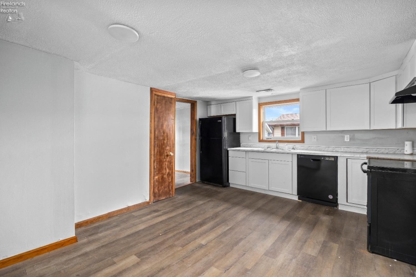 214 Linden Street, Port Clinton, 43452, 3 Bedrooms Bedrooms, ,1 BathroomBathrooms,Residential,For Sale,Linden,20261009