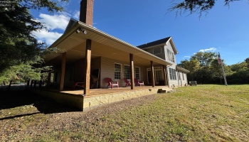 115 Beech Street, Kelleys Island, 43438, 4 Bedrooms Bedrooms, ,3 BathroomsBathrooms,Residential,For Sale,Beech,20260774 115 Beech Street, Kelleys Island, 43438, 4 Bedrooms Bedrooms, ,3 BathroomsBathrooms,Residential,For Sale,Beech,20260774