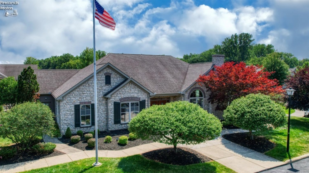 4001 Coventry Lane, Huron, 44839, 2 Bedrooms Bedrooms, ,2 BathroomsBathrooms,Residential,For Sale,Coventry,20260892