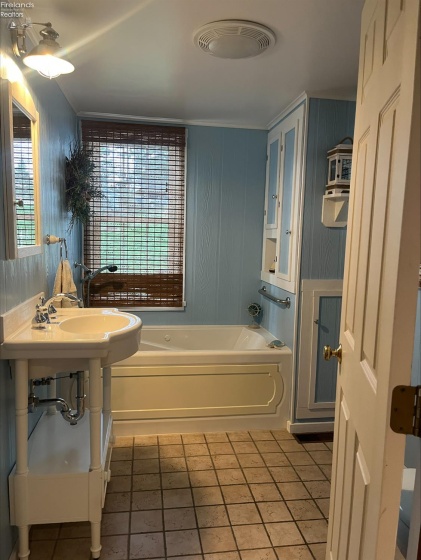 218 VanMeter Drive, Tiffin, 44883, 3 Bedrooms Bedrooms, ,2 BathroomsBathrooms,Residential,For Sale,VanMeter,20261035