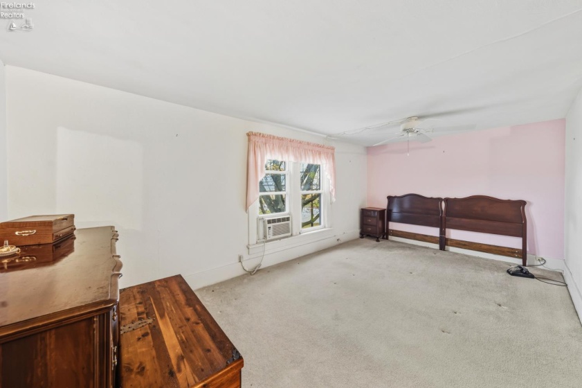 360 Bridge Road, Marblehead, 43440, 4 Bedrooms Bedrooms, ,2 BathroomsBathrooms,Residential,For Sale,Bridge,20254591