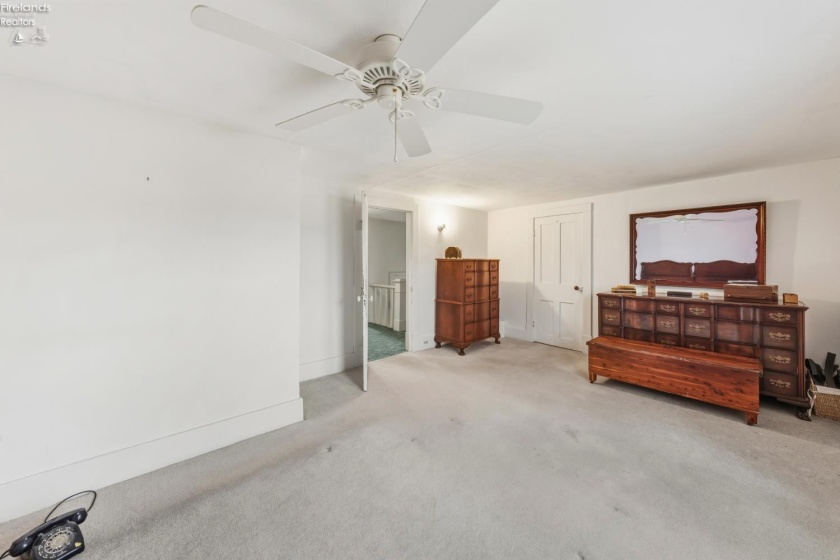 360 Bridge Road, Marblehead, 43440, 4 Bedrooms Bedrooms, ,2 BathroomsBathrooms,Residential,For Sale,Bridge,20254591