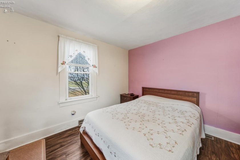 360 Bridge Road, Marblehead, 43440, 4 Bedrooms Bedrooms, ,2 BathroomsBathrooms,Residential,For Sale,Bridge,20254591