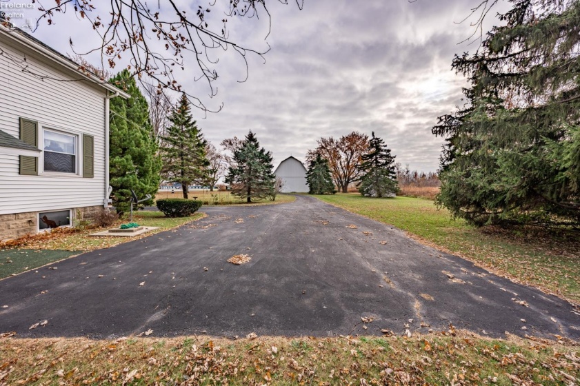 360 Bridge Road, Marblehead, 43440, 4 Bedrooms Bedrooms, ,2 BathroomsBathrooms,Residential,For Sale,Bridge,20254591