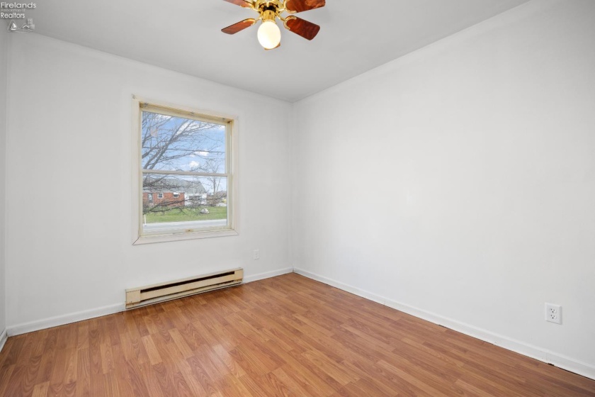 402 Snow Court, Sandusky, 44870, 3 Bedrooms Bedrooms, ,2 BathroomsBathrooms,Residential,For Sale,Snow,20261079