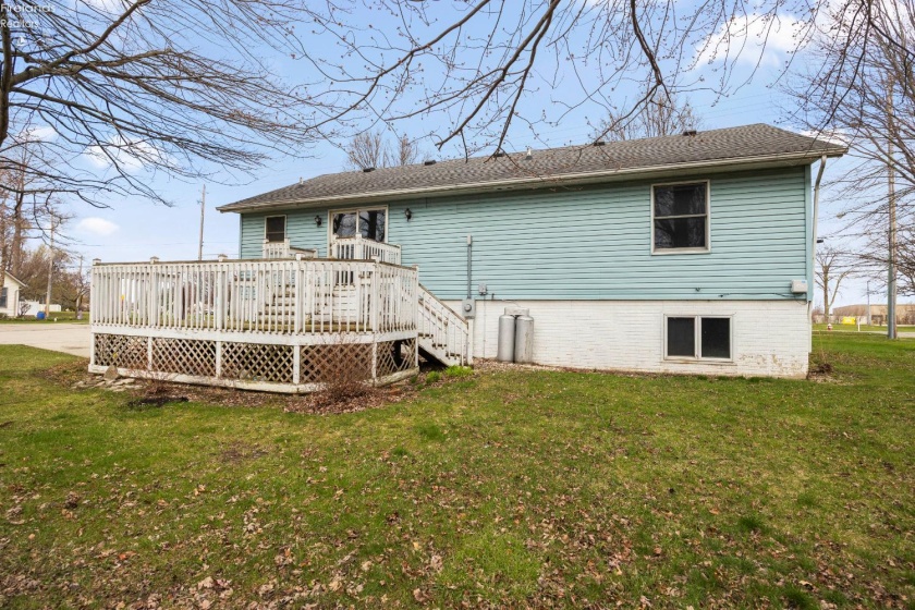 402 Snow Court, Sandusky, 44870, 3 Bedrooms Bedrooms, ,2 BathroomsBathrooms,Residential,For Sale,Snow,20261079