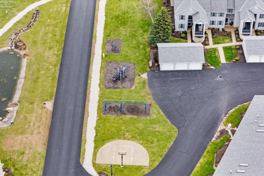 10654 Bayshore Road, Marblehead, 43440, 4 Bedrooms Bedrooms, ,5 BathroomsBathrooms,Residential,For Sale,Bayshore,20261068