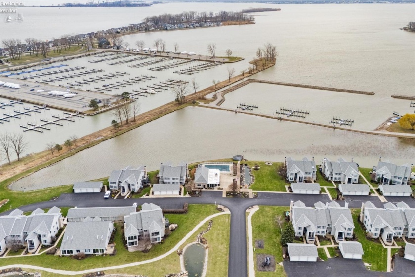 10654 Bayshore Road, Marblehead, 43440, 4 Bedrooms Bedrooms, ,5 BathroomsBathrooms,Residential,For Sale,Bayshore,20261068