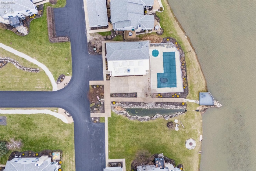 10654 Bayshore Road, Marblehead, 43440, 4 Bedrooms Bedrooms, ,5 BathroomsBathrooms,Residential,For Sale,Bayshore,20261068