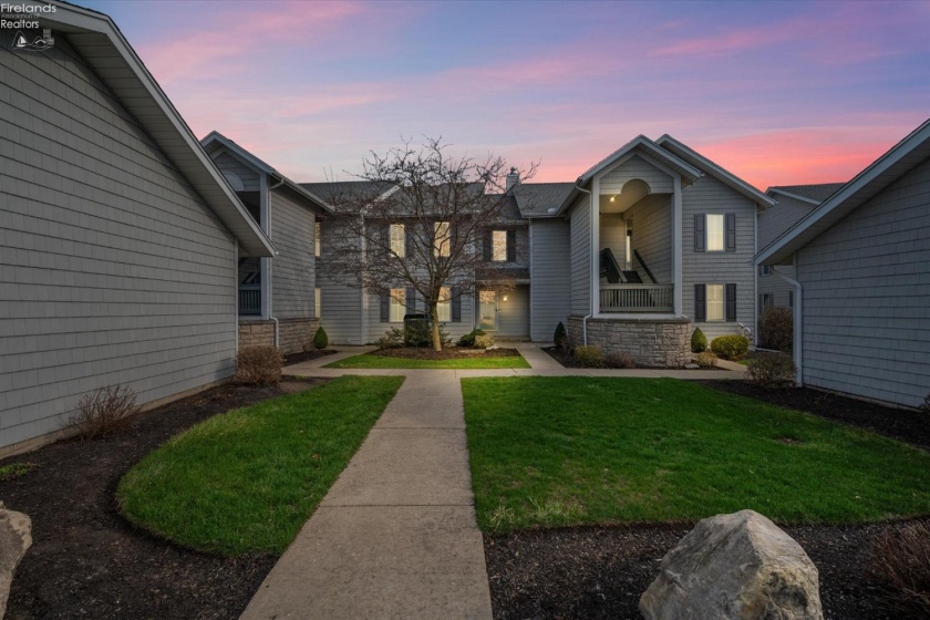 10654 Bayshore Road, Marblehead, 43440, 4 Bedrooms Bedrooms, ,5 BathroomsBathrooms,Residential,For Sale,Bayshore,20261068