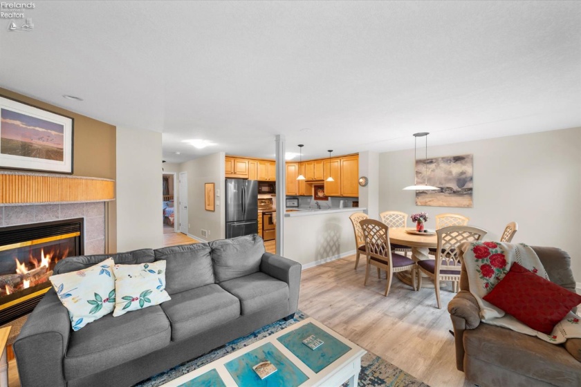 10654 Bayshore Road, Marblehead, 43440, 4 Bedrooms Bedrooms, ,5 BathroomsBathrooms,Residential,For Sale,Bayshore,20261068